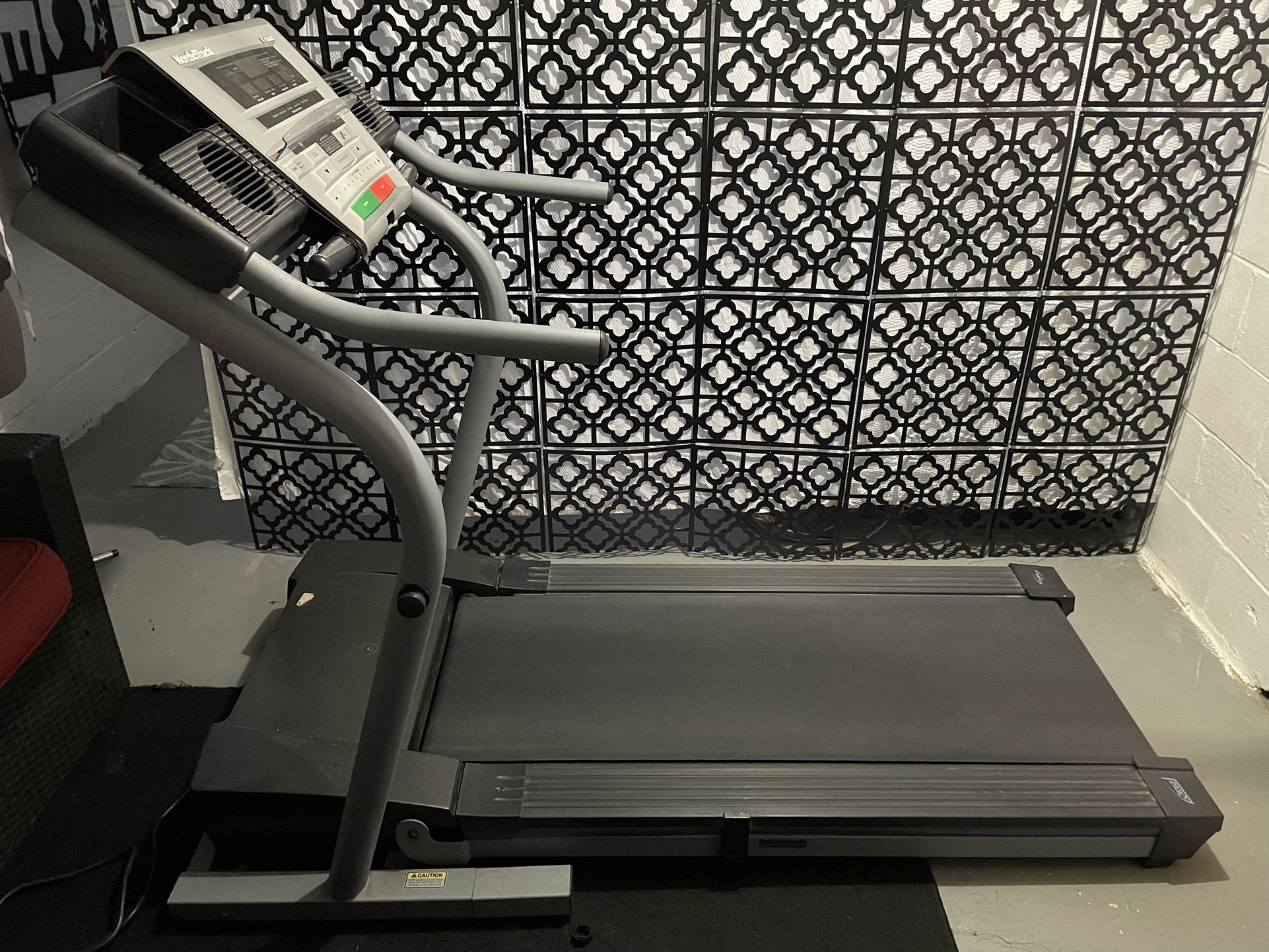 Treadmill, Nordic Track C1800i for Sale in Trafford, PA OfferUp