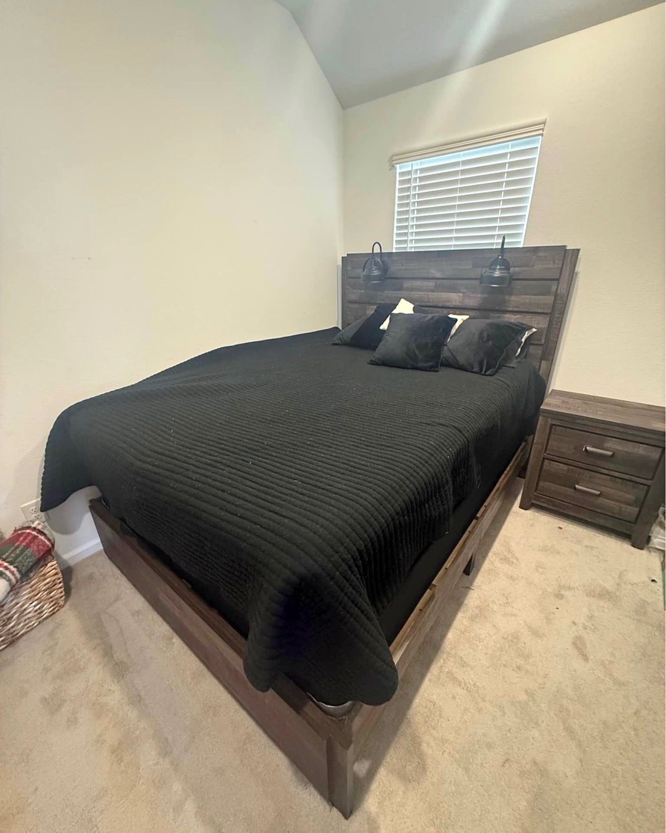 Bedroom set