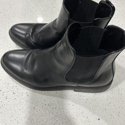 Kenneth Cole boots 