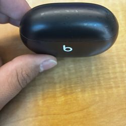 Beats Studio Buds Used