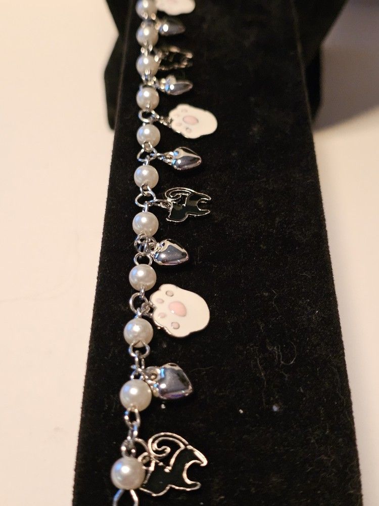 New Cat Charm Bracelet