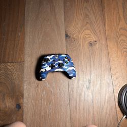 Blue Camo Xbox Controller 