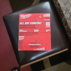 Milwaukee All Day Comfort Ear Plugs 100 Pairs Brand New Box 