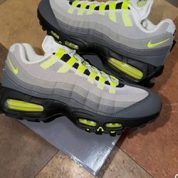Nike air max 95 neon big bubble men size 12,12.5