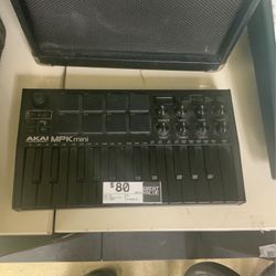 Akai Mph Beat Keyboard