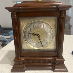 Howard Miller Graham Bracket Mantel Clock