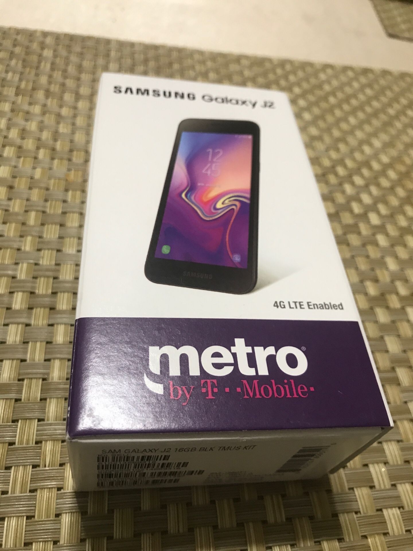 SAMSUNG J2 16GB FACTORY UNLOCKED
