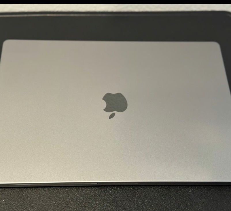MacBook Pro 2021 - 16" - M1 Pro - 32GB RAM - 512GB - Excellent Condition
