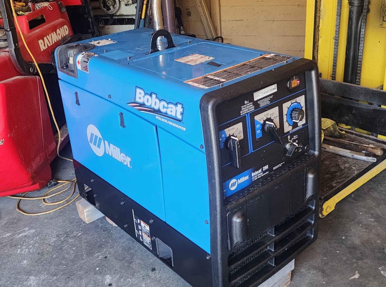 Miller Bobcat 250 Welder Generator