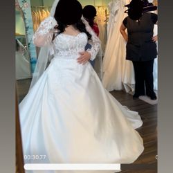 Wedding dress