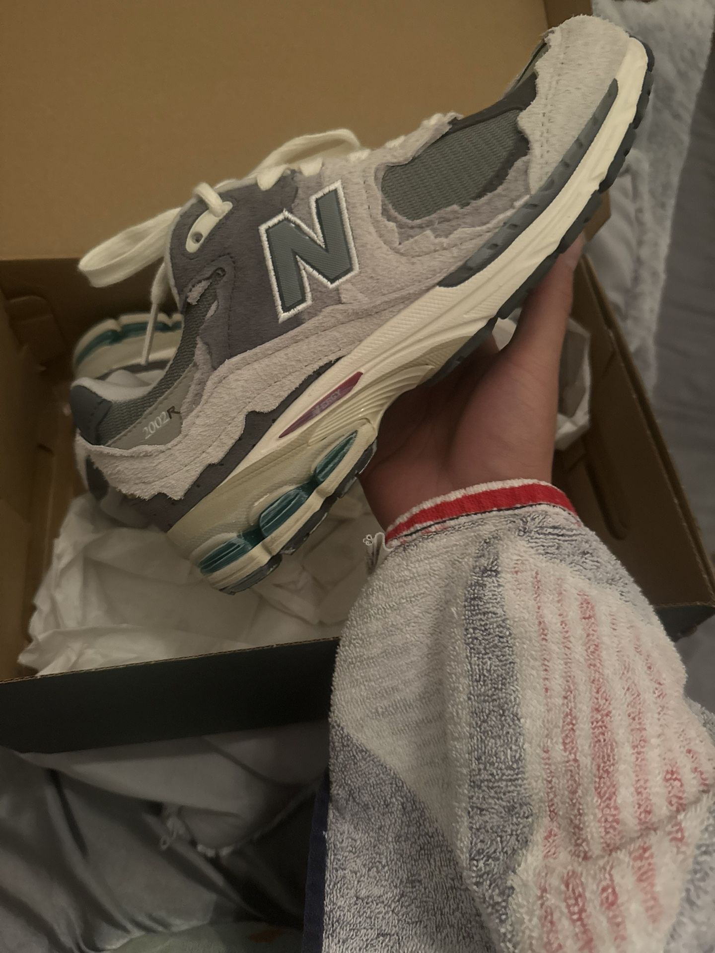 New Balance Protection Pack ( SZ 9.5 Men )