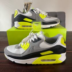 Nike Air Max Volt Shoes