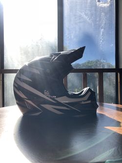 Fox tracer motorcycle helmet kids medium 50 cm