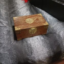 Vintage Asian Jewelry Box