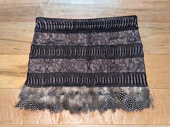Bebe Lace And Feather Mini Skirt Size 2/ XS