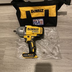 Dewalt 1/2 20 V Max 13 Mmm 3 Speed  Impact Wrench Condition  New  