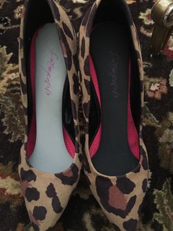 Leopard shoes