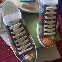 Brand New Disney X Gucci Donald Duck Shoes 💘