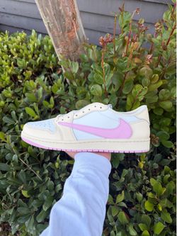 Travis Scott Shy Pink x Jordan 1 Low