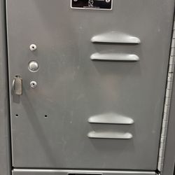 Metal Lockers 
