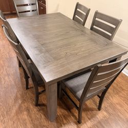 Dining Table Set