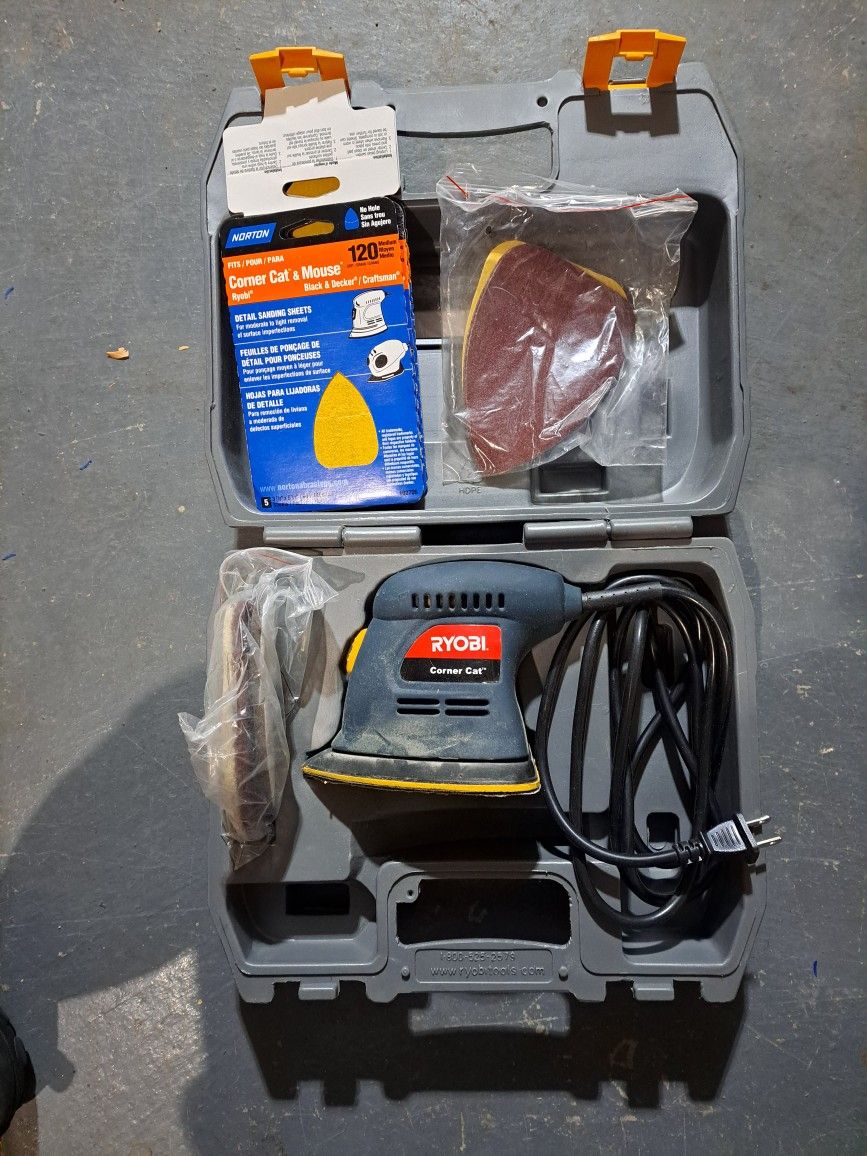 Ryobi Corner Cat Sander with Accessories