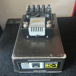 AMT BC-1 Bass Crunch bass preamp