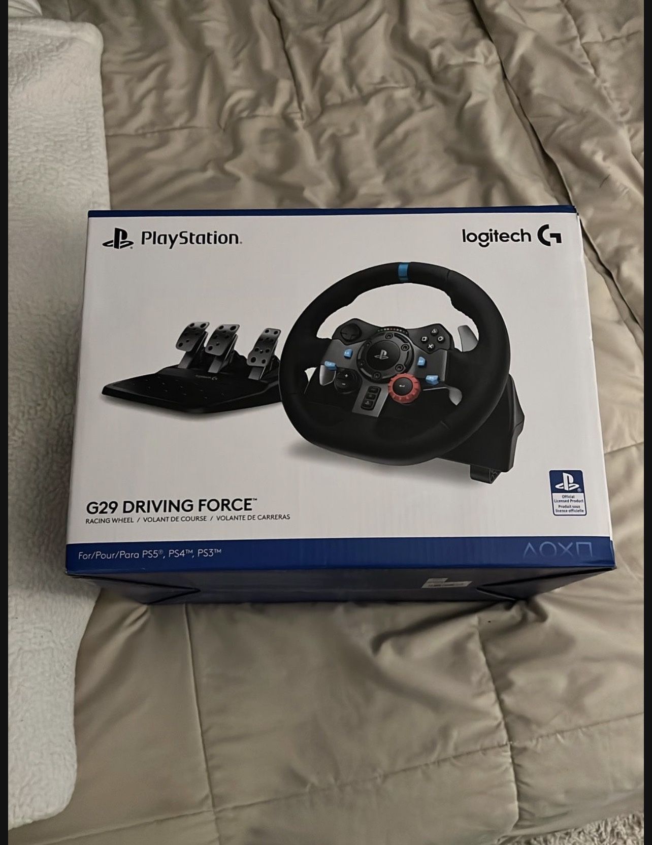 Logitech G29 Driving Force Racing Wheel and Pedals