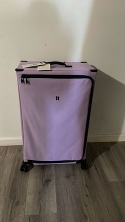 IT Luggage 29”x19”x12” Spinner Suitcase Lavender ultralight new XL luggage