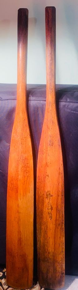Vintage boat oars