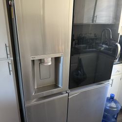 LG ThinQ Fridge And Freezer Plus ICE Maker 
