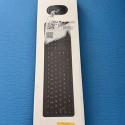 Logitech MK470 Slim Wireless Keyboard and Mouse Combo