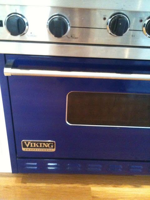 36” viking range. GAS Cobalt Blue. Used. Needs parts for Sale in