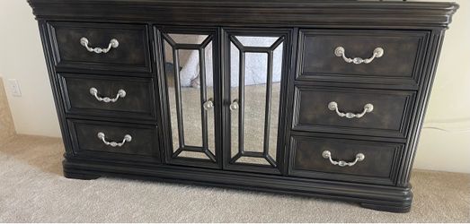 Stunning Large Dresser with Mirrored Doors & Crystal Hardware