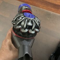 Dyson V8 For Parts