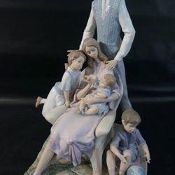 LLADRO #1805 PORTRAIT OF A FAMILY LIMITED EDITION SIGNED MINT