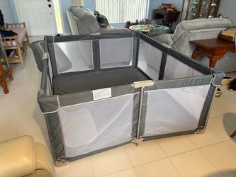 Ocato Extra Large Foldable Playpen for Babies and Toddlers