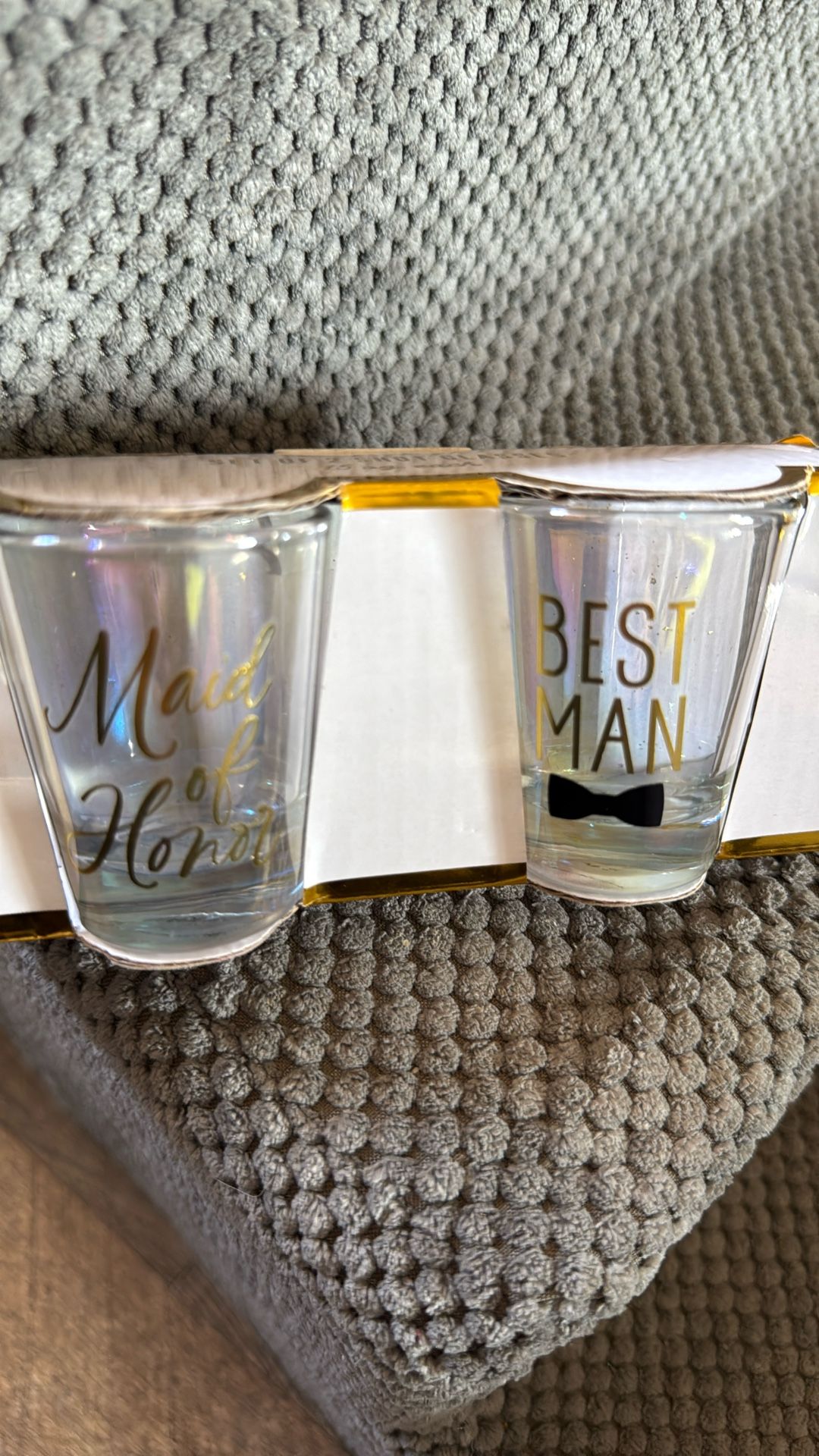 NEW MAID OF HONOR & BEST MAN SHOT GLASSES IN A BOX