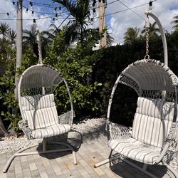 Swing chairs