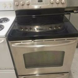 Same Day Delivery Frigidaire Whirlpool 30in Range Electric & All Gas