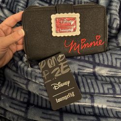 Loungefly Minnie Mouse Bow Disney Wallet - New with Tags on
