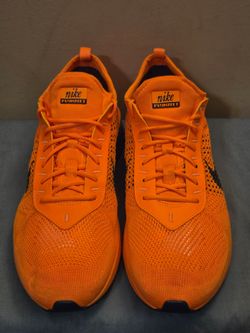 Nike Flyknit Orange Low-Top Sneakers - Mn(Sz 10.5)