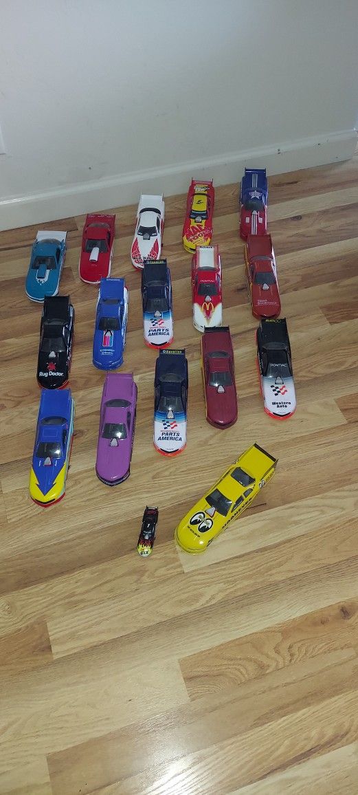 Diecast  Racing Champion Cars Big Lot 