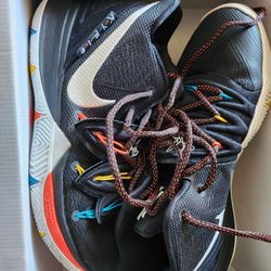 Kyrie 5 friends for sale 2025