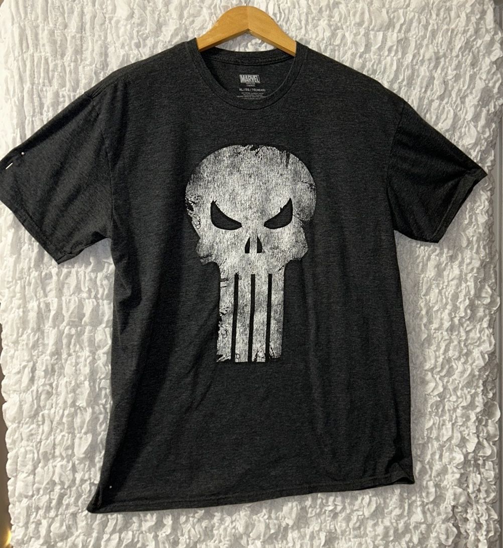 Marvel: Charcoal Grey Distressed Logo (The Punisher) T-Shirt, Size: XL (46-48)