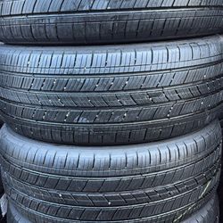 Set Of Tires (4) 215-50-17 Michelin