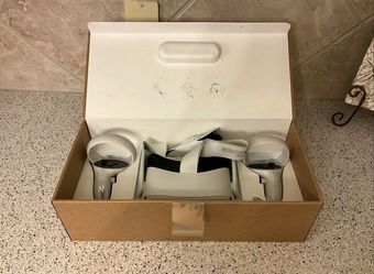 Meta Oculus Quest 2