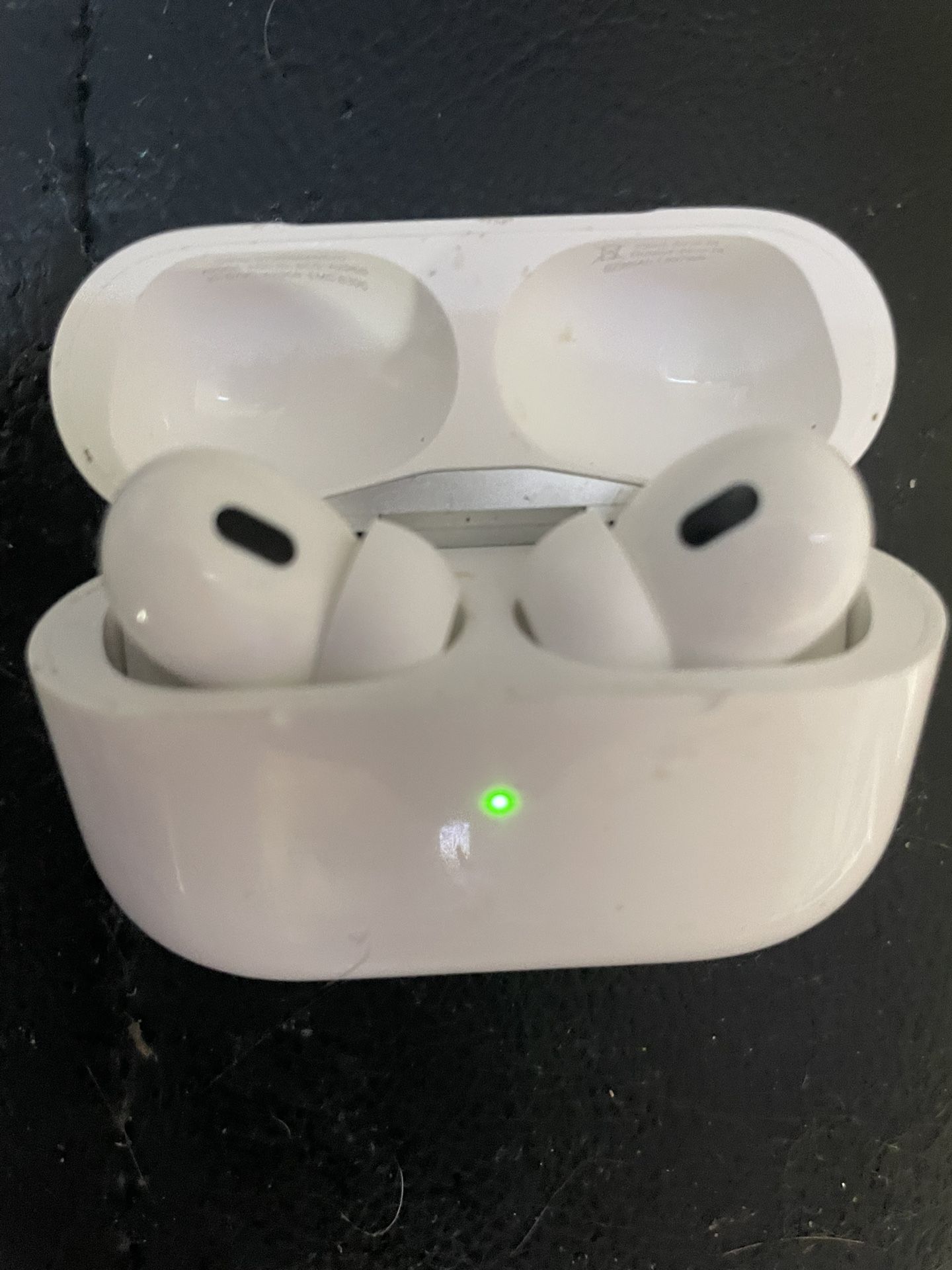 AirPods
