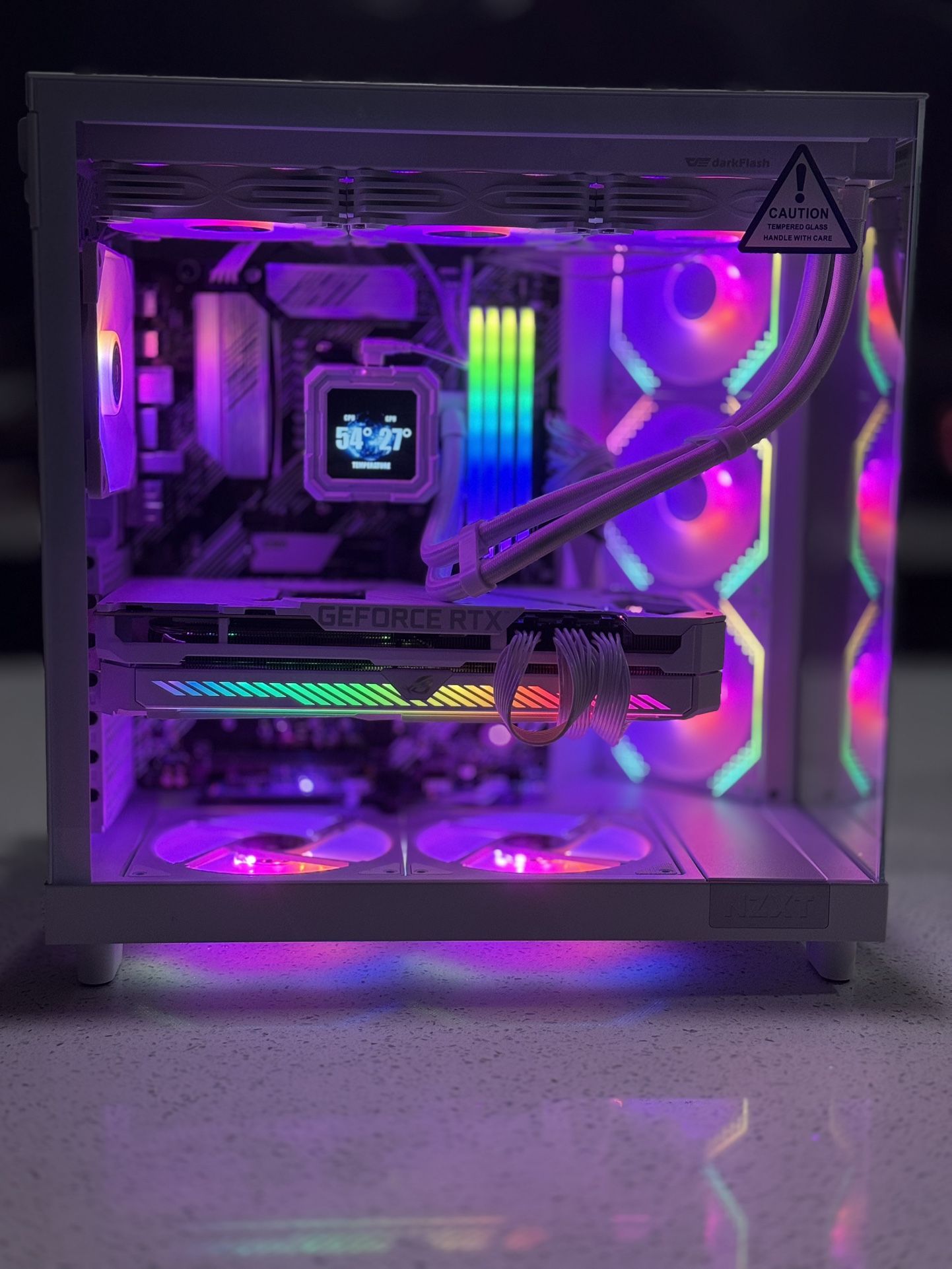 White Gaming PC