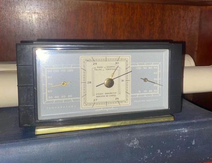 Vintage Airguide Tabletop Barometer